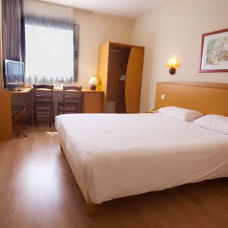 Hotel Travelodge Puerto 3*