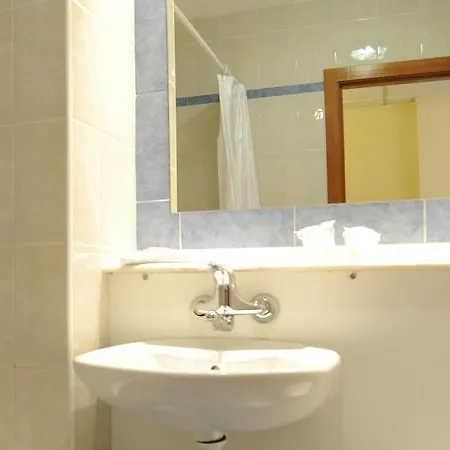 Travelodge Puerto Hotel