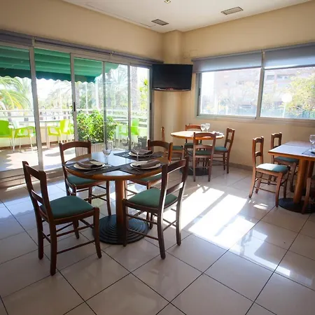 Travelodge Puerto Hotel