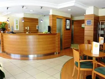 Travelodge Puerto 3* Alicante