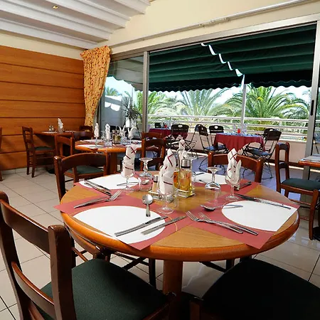 Hotel Travelodge Puerto Alicante
